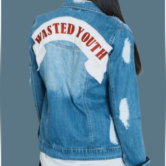 MISSGUIDED Graphic Ripped Denim Jacket Blue Size 6 - Picture 3 of 7